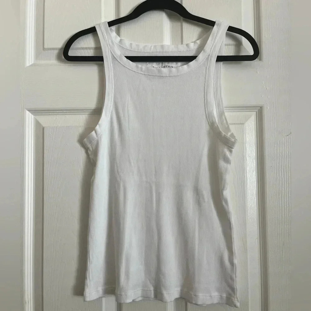 Niki Logan Jennifer Tank - Picture 3 of 7